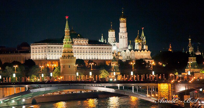 Фото. Москва. Огни ночного города.